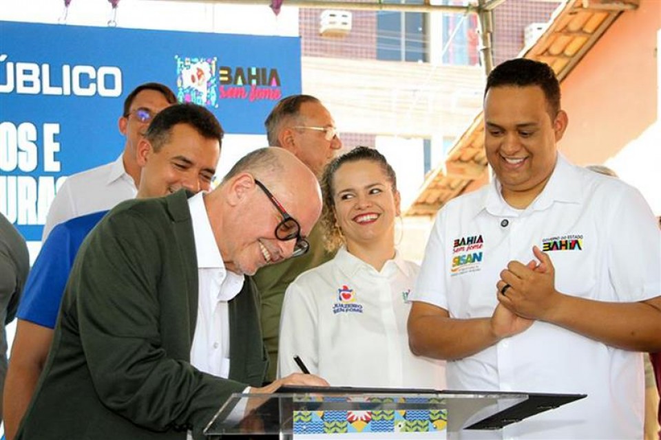 Bahiag&aacute;s doa R$ 250 mil para reforma de Restaurante Popular em Juazeiro