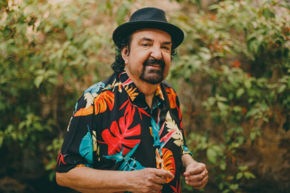 Com patroc&iacute;nio da Bahiag&aacute;s, Paulinho Boca de Cantor apresenta novo show 'Al&eacute;m da Boca'