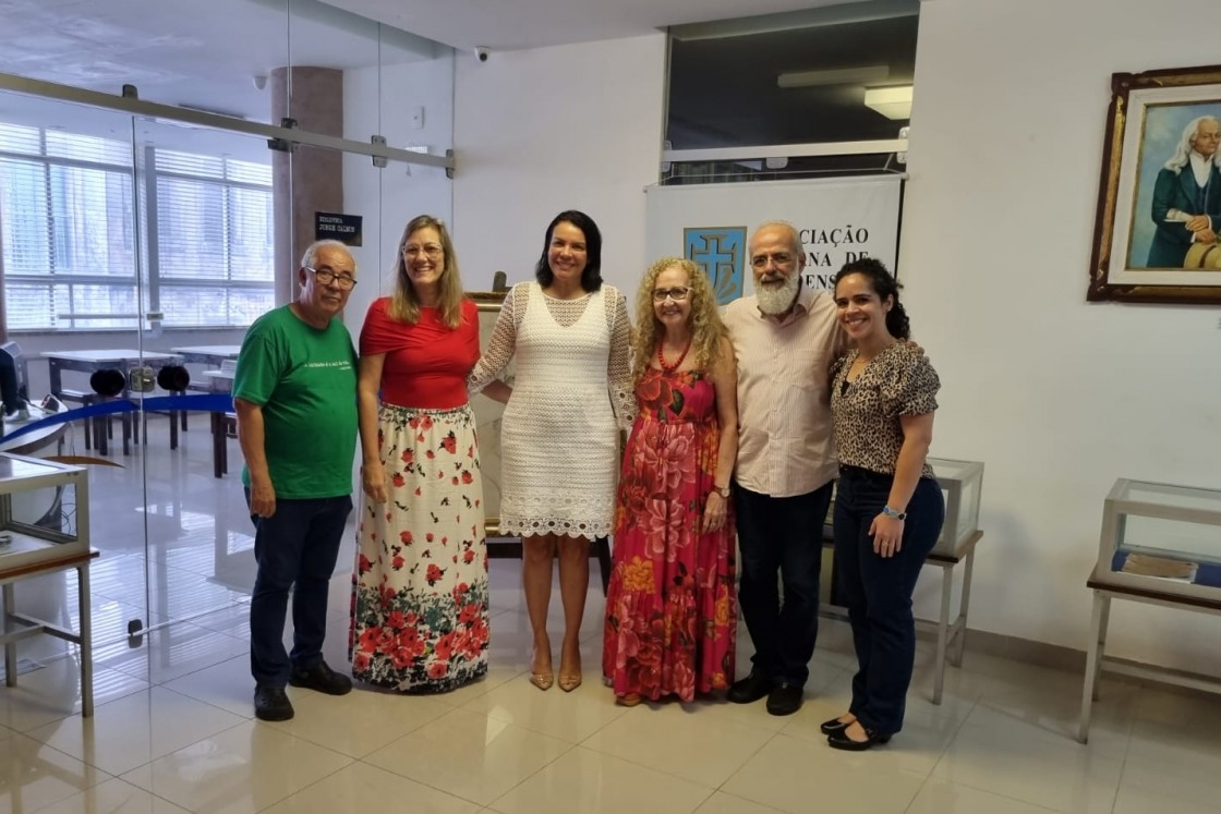 Associa&ccedil;&atilde;o Bahiana de Imprensa recebe visita da Bahiag&aacute;s