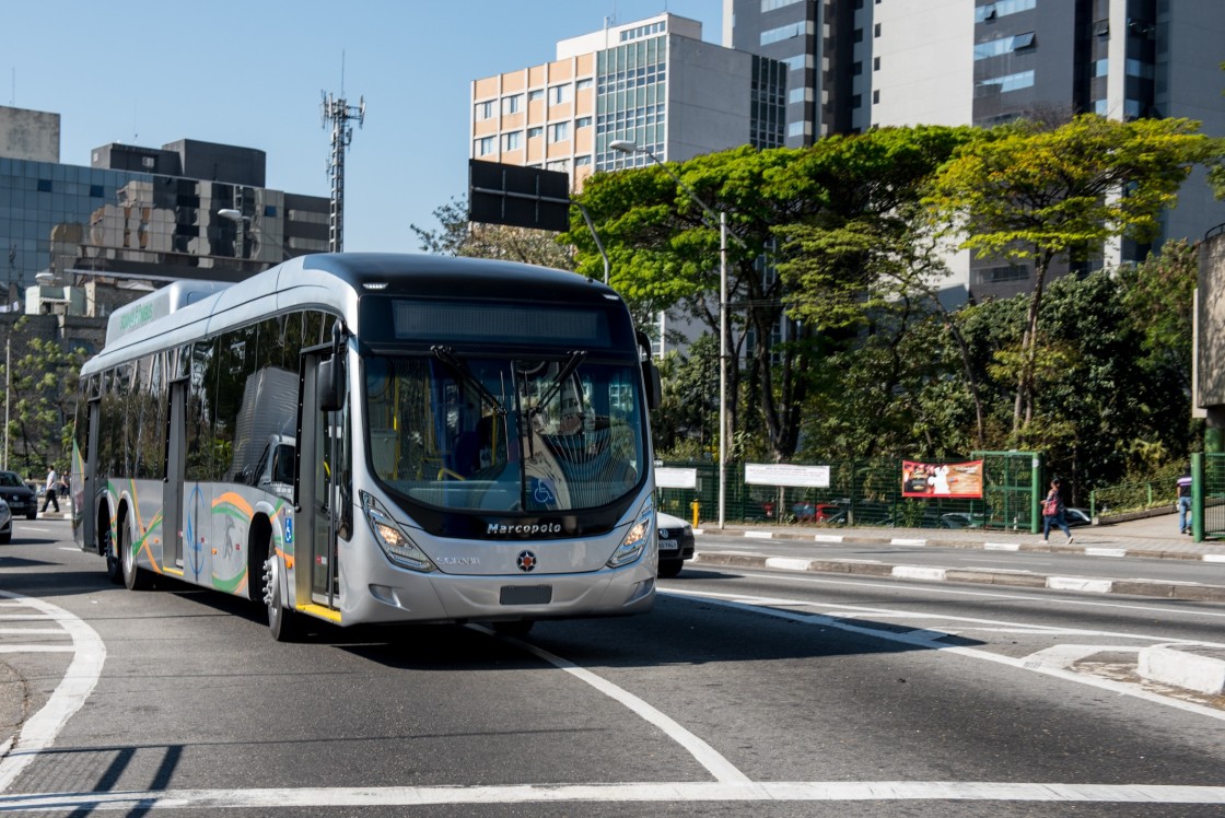 Primeiro &ocirc;nibus do pa&iacute;s movido a GNV e biometano vem a Salvador